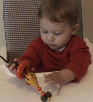 will 9m shape hand to toy 1.jpg